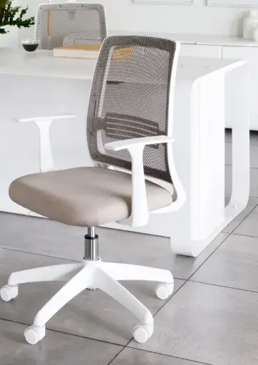 [MINTBRAZNEG] Silla Neumática C/Brazo BR900 MINT 